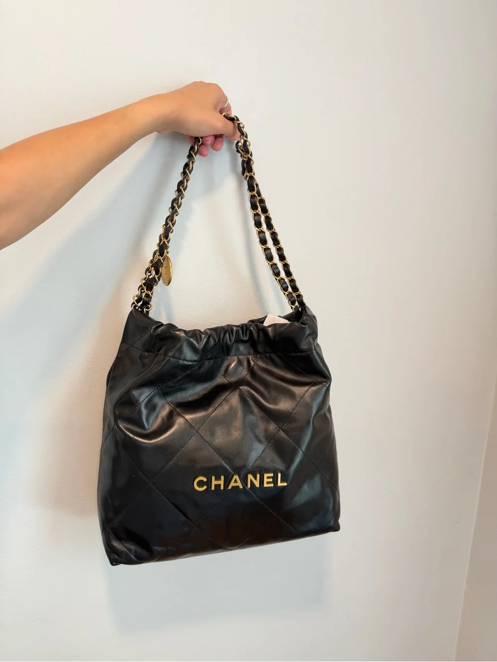 Brand new full set CHANEL 22 size small